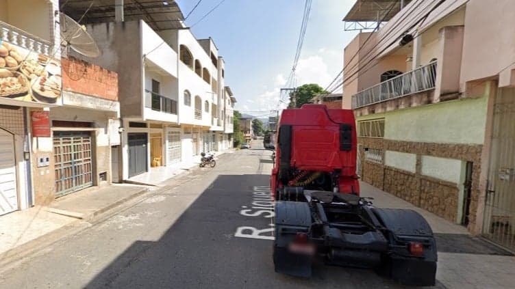 Mulher agredida é socorrida pelo SAMU em Ipatinga