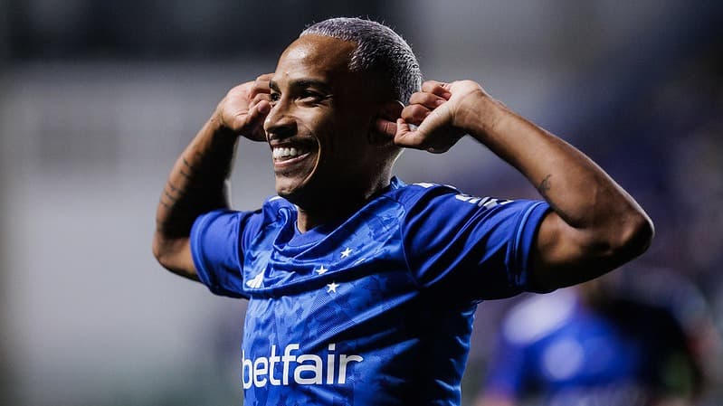 Cruzeiro vence o La Calera e garante classificação na Sul-Americana