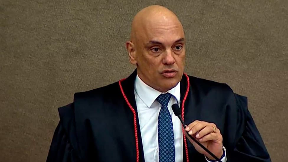 Moraes contraria Conselho de Medicina e libera aborto legal após 22 semanas